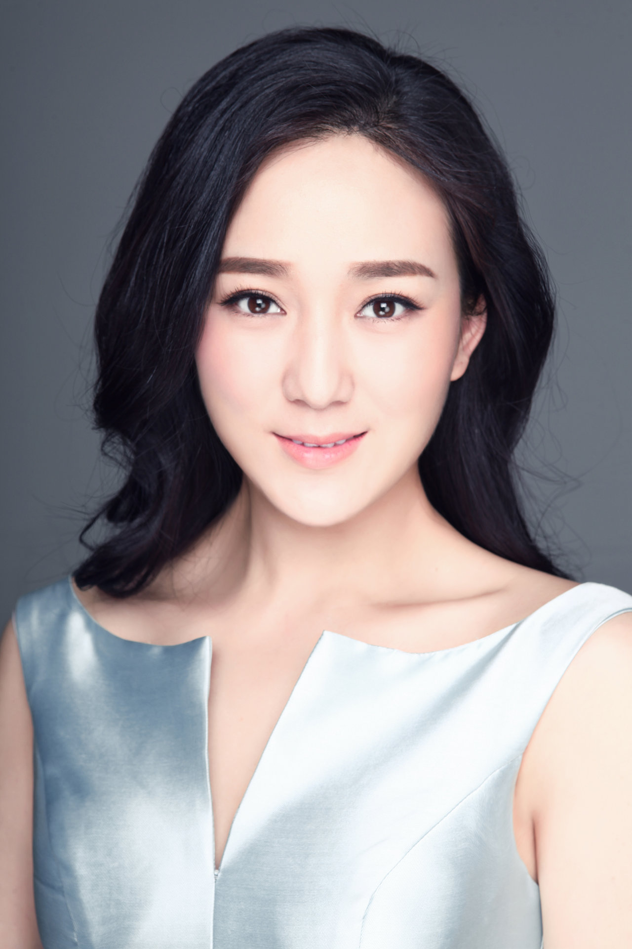 徐梁作词,张瀚元作曲,2017年1月5日发行,收录在龙梅子第九张个人专辑