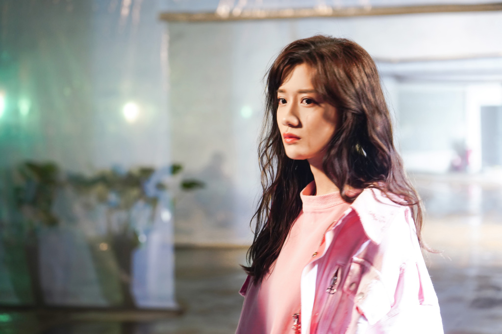  p>陈意涵(estelle),曾用艺名爱菲儿,1997年10月17日出生于福建省