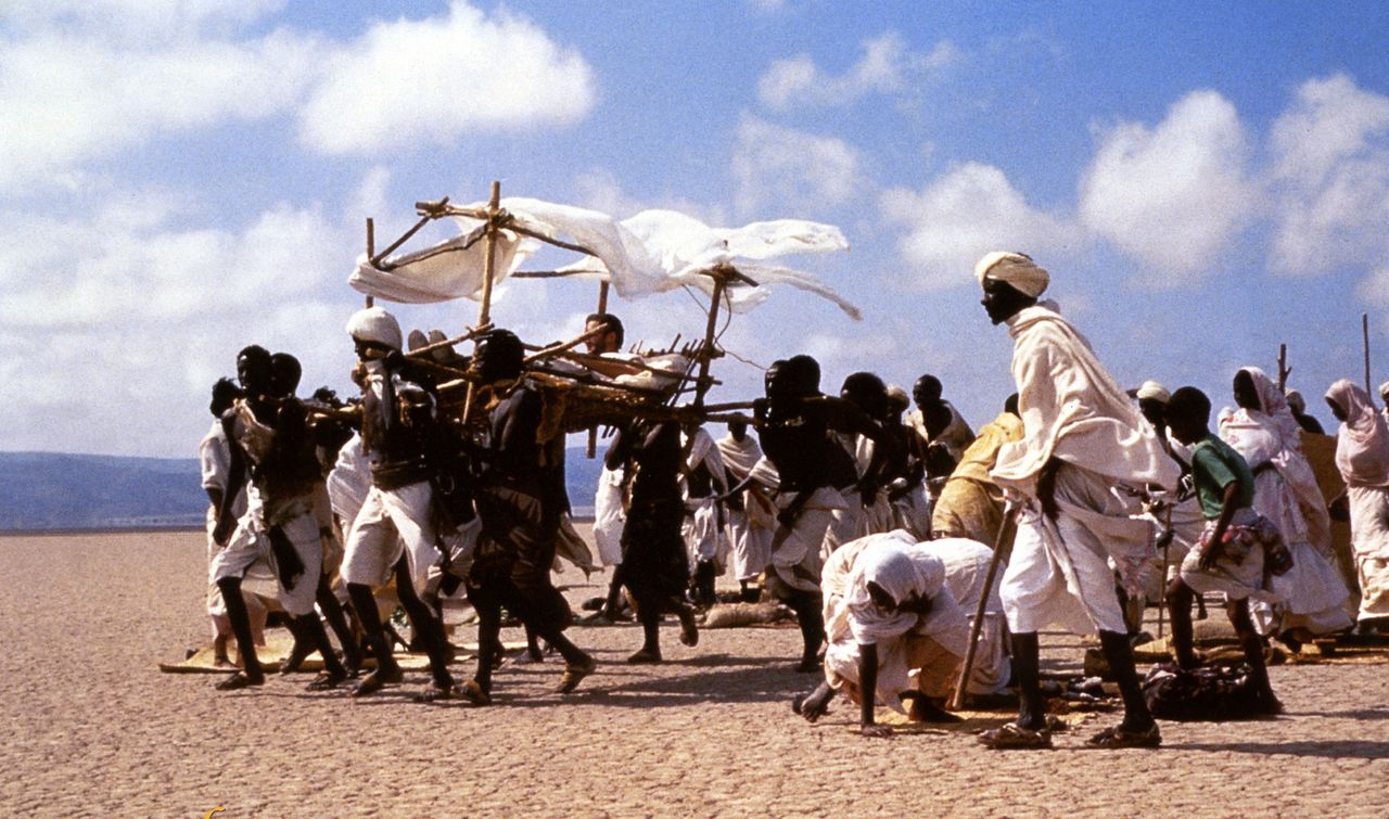  p>《全蚀狂爱》是由capitol films等公司出品, a href="#" data