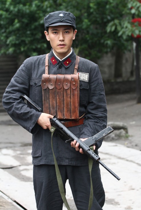 9y">王子轩,1987年8月出生于北京,毕业于北京电影学院,中国内地男演员