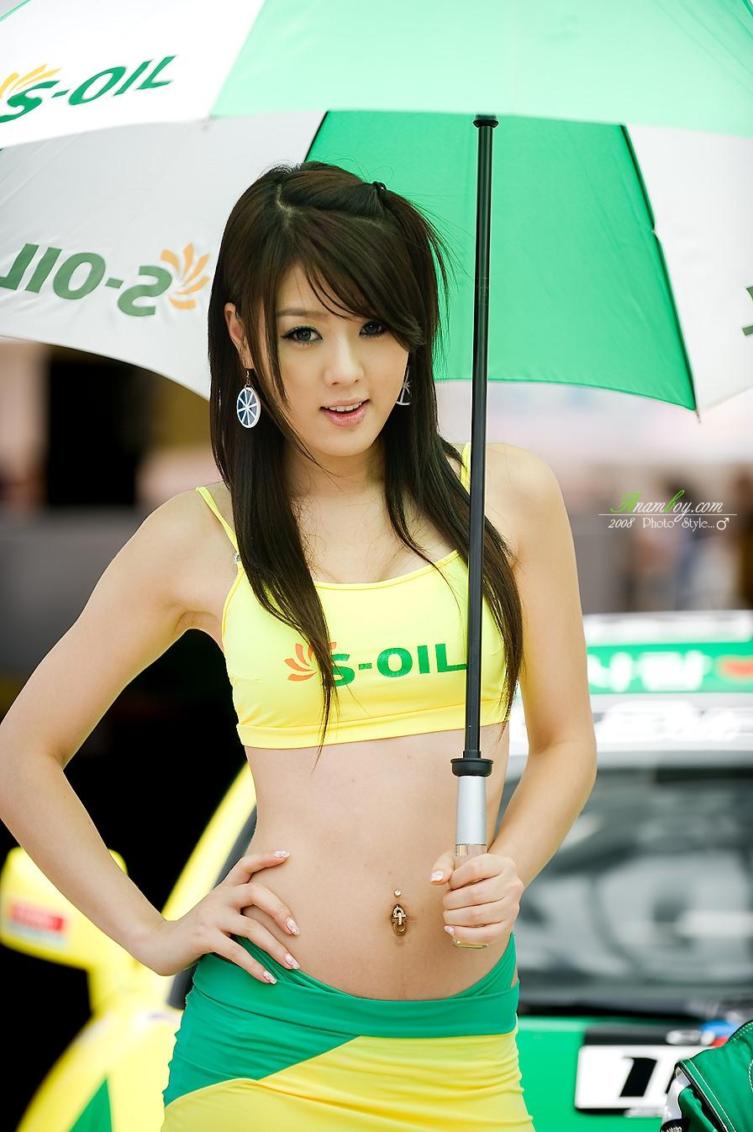  p>黄美姬,1982年2月14日出生于韩国,韩国模特.