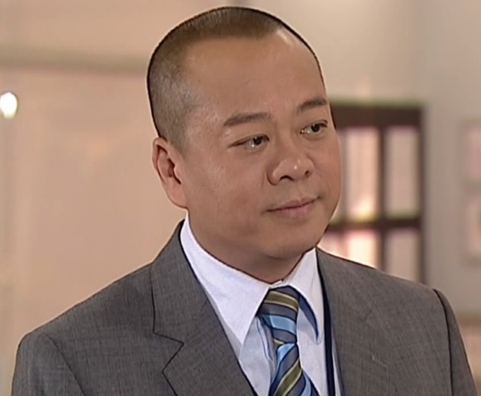  p>欧阳震华 i>(bobby au—yeung) /i>,1961年7月28日出生于中国香港