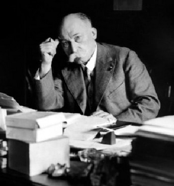  p>维克多·格林尼亚,全称弗朗索瓦·奥古斯特·维克多·格林尼亚