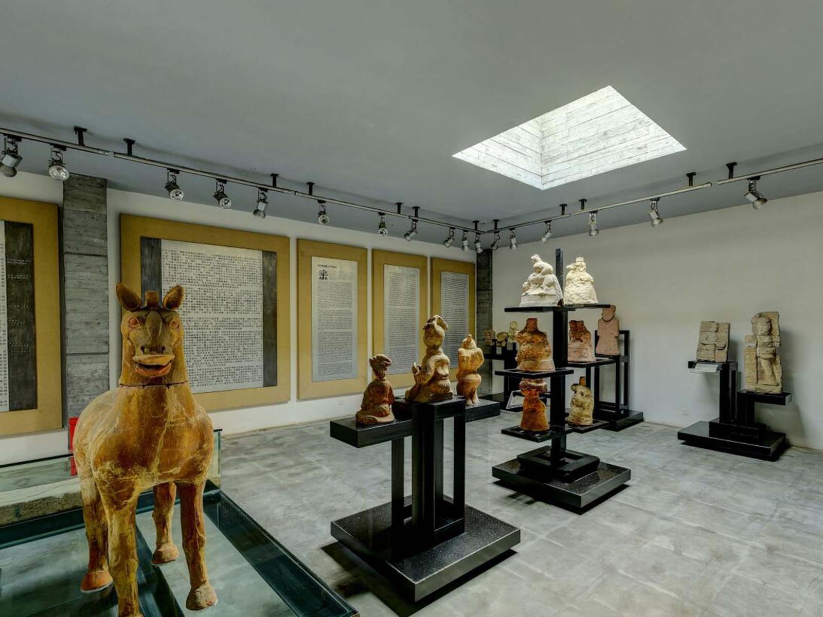 私立的小型主题性博物馆,收藏有自远古到明清时期的石刻艺术品1000多