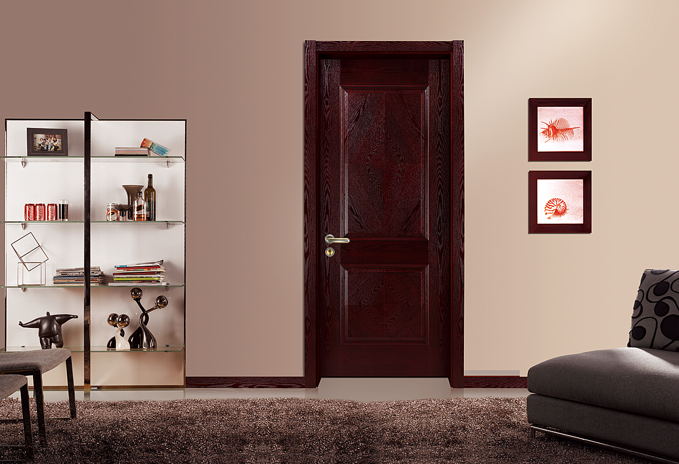  p>鑫尔木门品牌始创于2010年1月,是一家致力于中高档木门的研发,设计