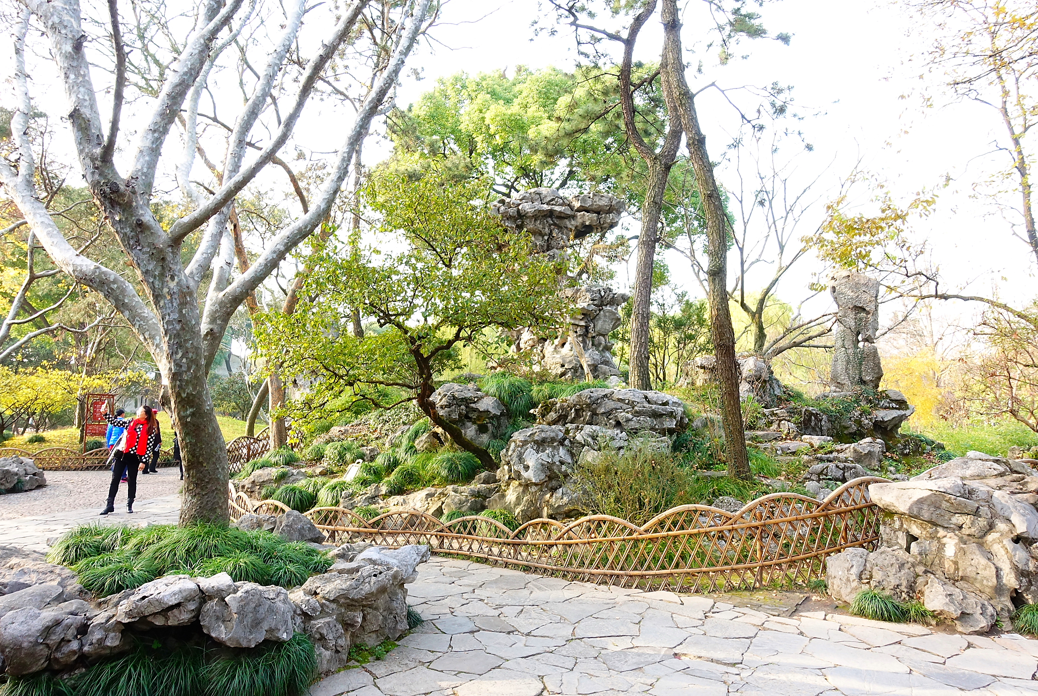  p data-id="gnwn6utn8z">历史名园指具有悠久历史,知名度高的园林