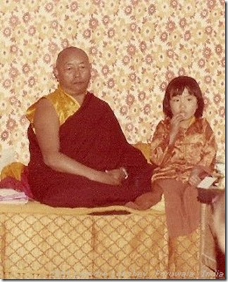 萨迦法王,是<a target="