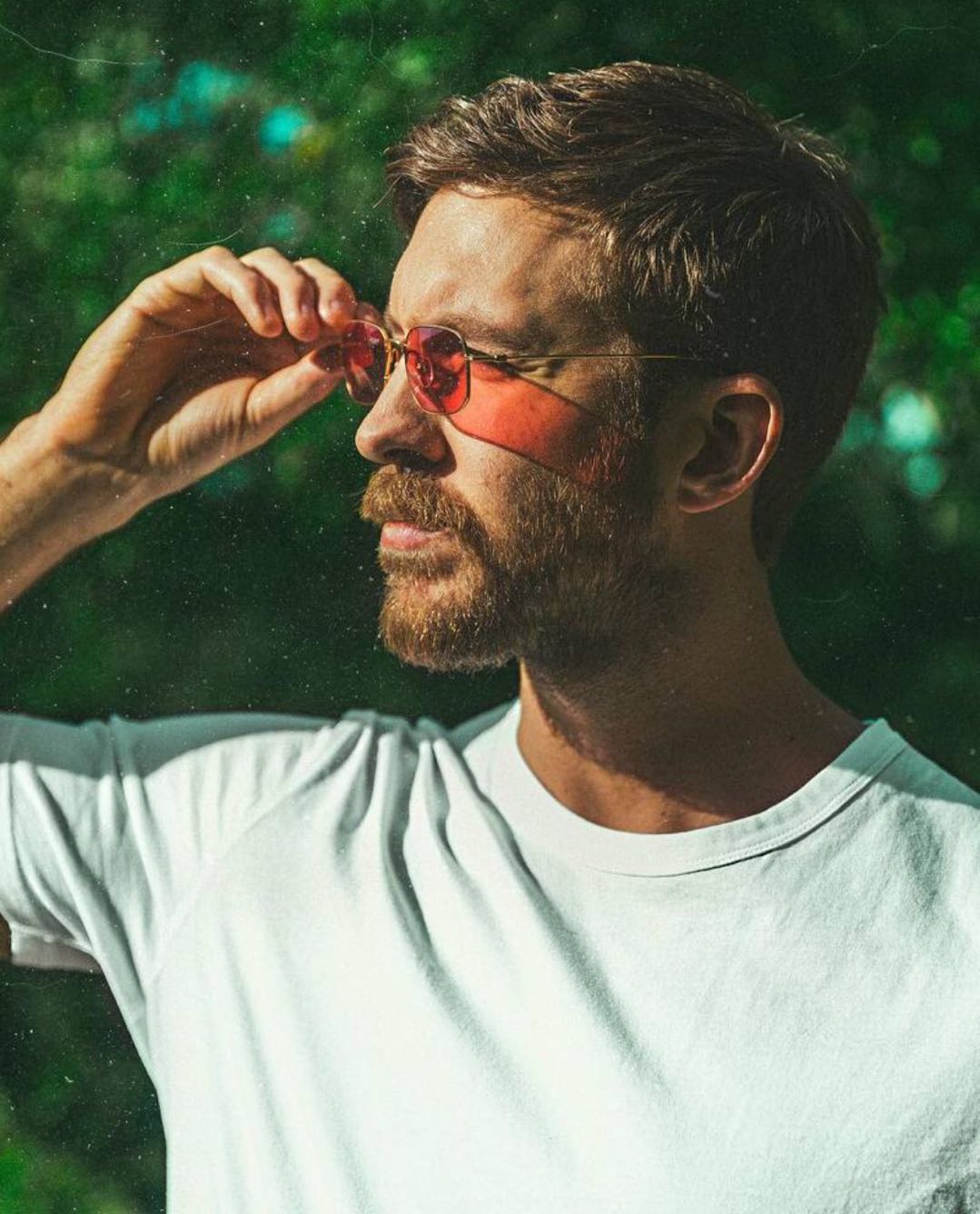  p data-id="gnx1kvipcc">加尔文·哈里斯(calvin harris),原名亚当