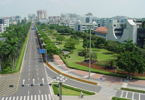  p>东区街道(又称东区)隶属于广东省 a href="#">中山市 /a>,位于珠江