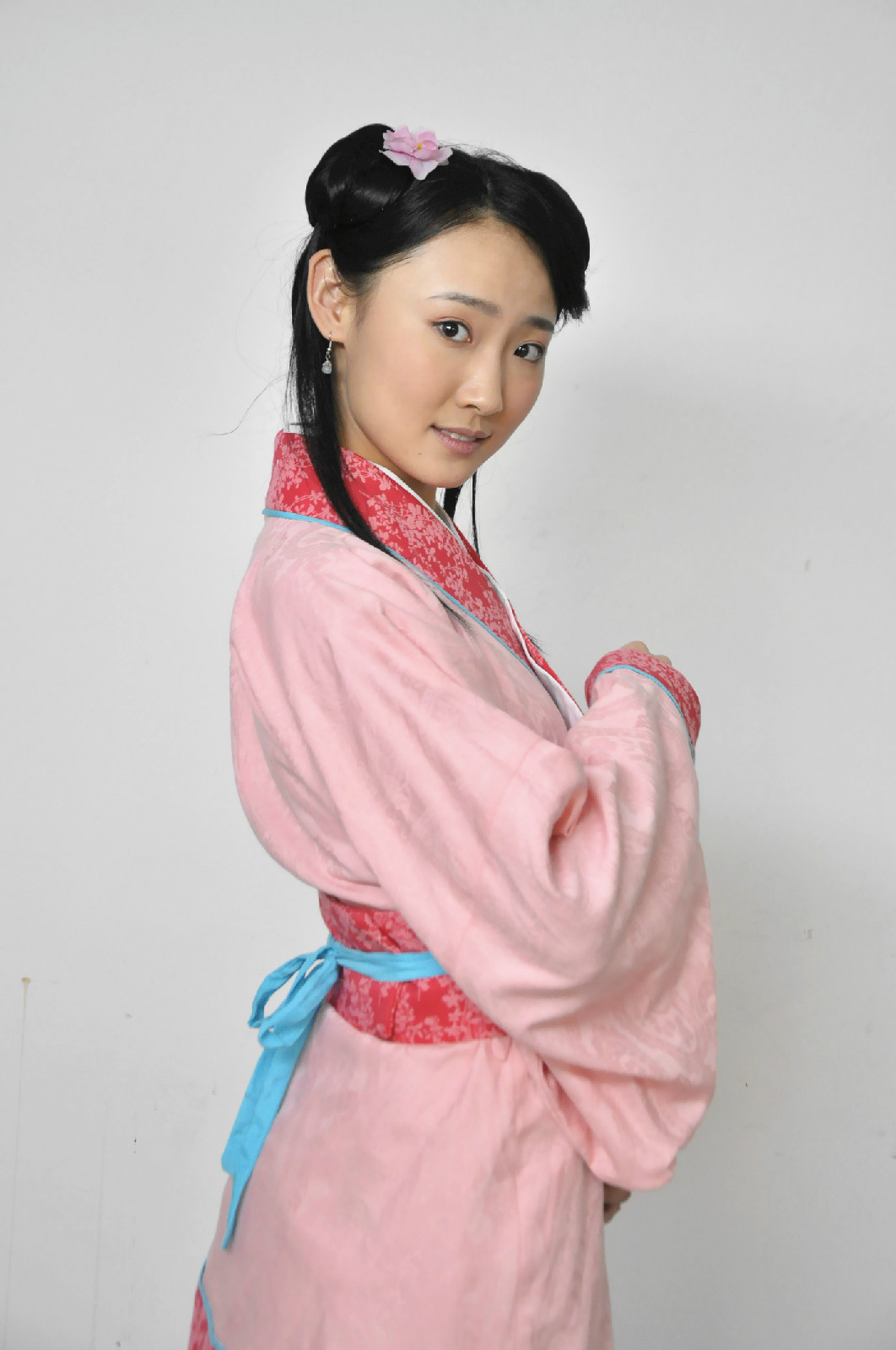 曾拍摄电视剧《 a target="_blank" href="/item/楚汉传奇/6180927"