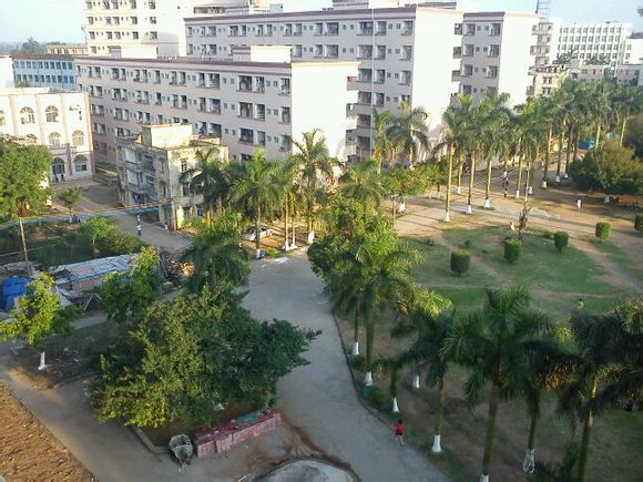 遂溪县第四中学