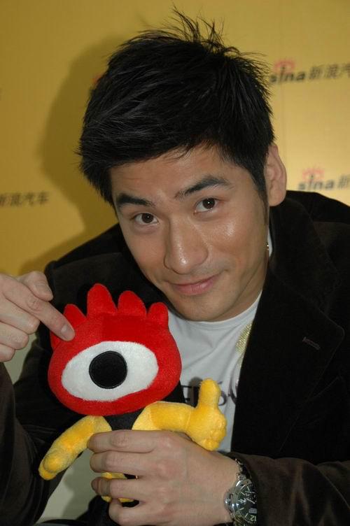 张亮,1978年11月18日出生于江苏省苏州市