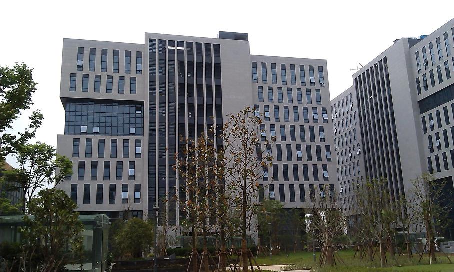  p>亚芯中心位于张江高科技园区东边部分,芯概念工业园区,一颗强劲的