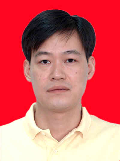  p>谭果,男,汉族,湖南攸县人,1971年2月出生,中共党员,1997年6月入党