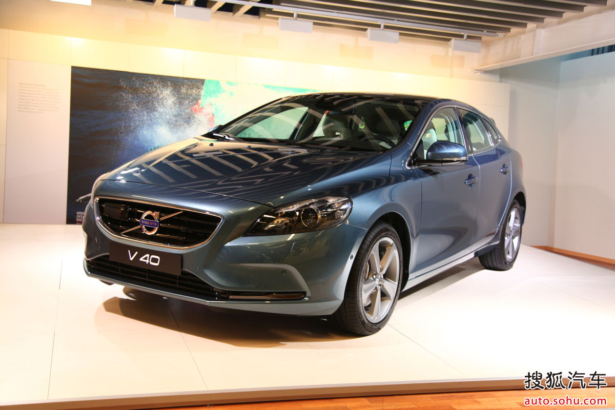  p>沃尔沃v40是 a target="_blank" href="/item/沃尔沃/156892" data