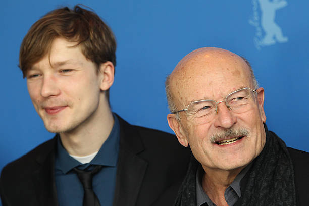 ( /i>volker schl  ndorff i>) /i>,1939年3月31日出生于德国威斯巴登