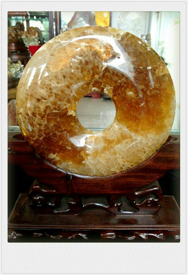 琥珀晶玉