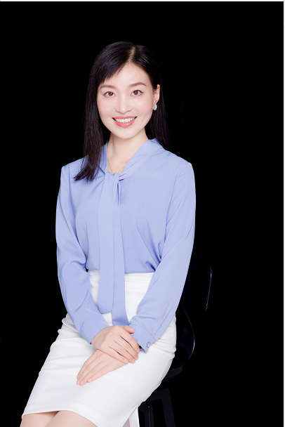  p>赵菱,儿童文学作家. /p>