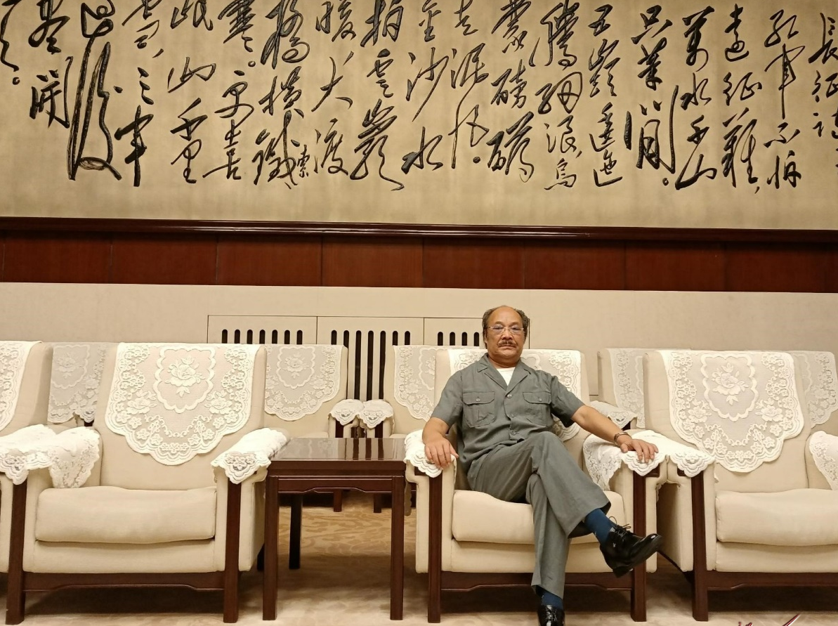  p>《不忘初心牢记使命》张振士创作书法作品,尺寸35cmx180cm. /p>