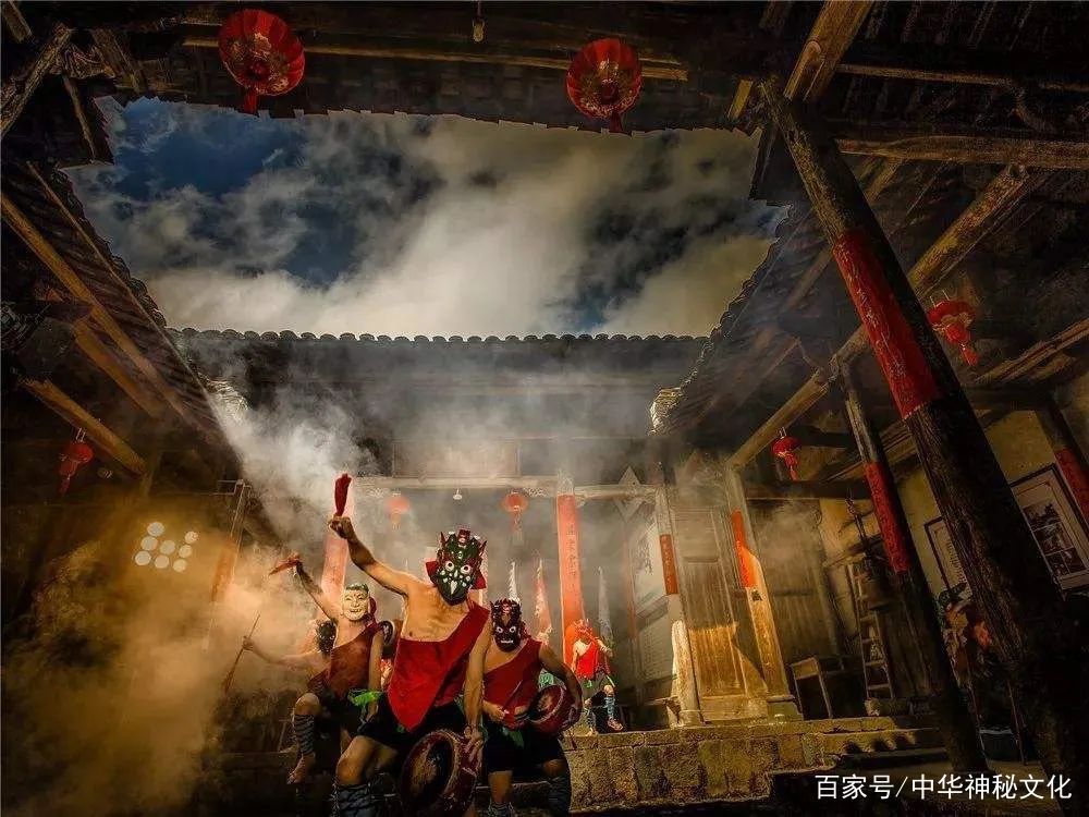 著名的“巫山云雨”典故，其实是源于楚王举行的求雨仪式！_百科TA说