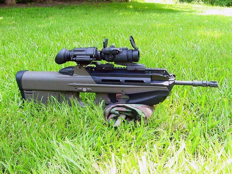 fn f2000突击步枪