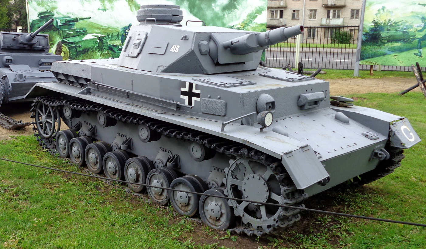 iv tanks,又译为:iv型坦克,4号坦克),是20世纪30至40年代中期德国研制