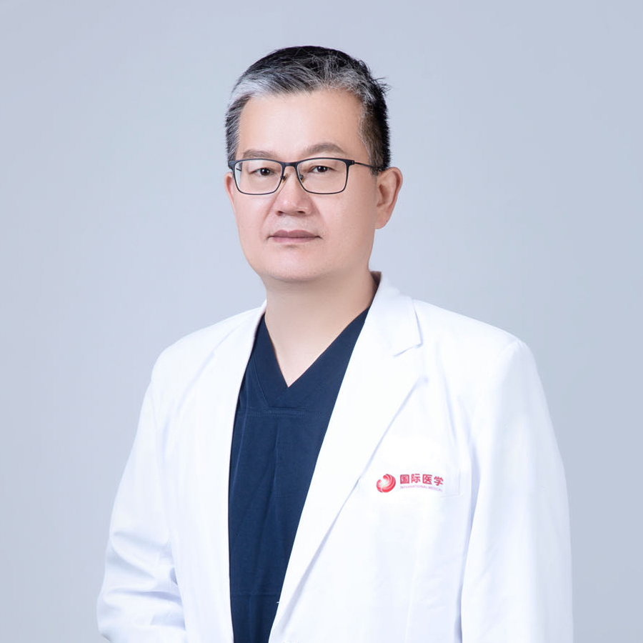 王磊