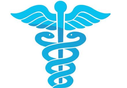 转载蛇杖是一支盘绕着蛇形图案的手杖被作为医学标帜