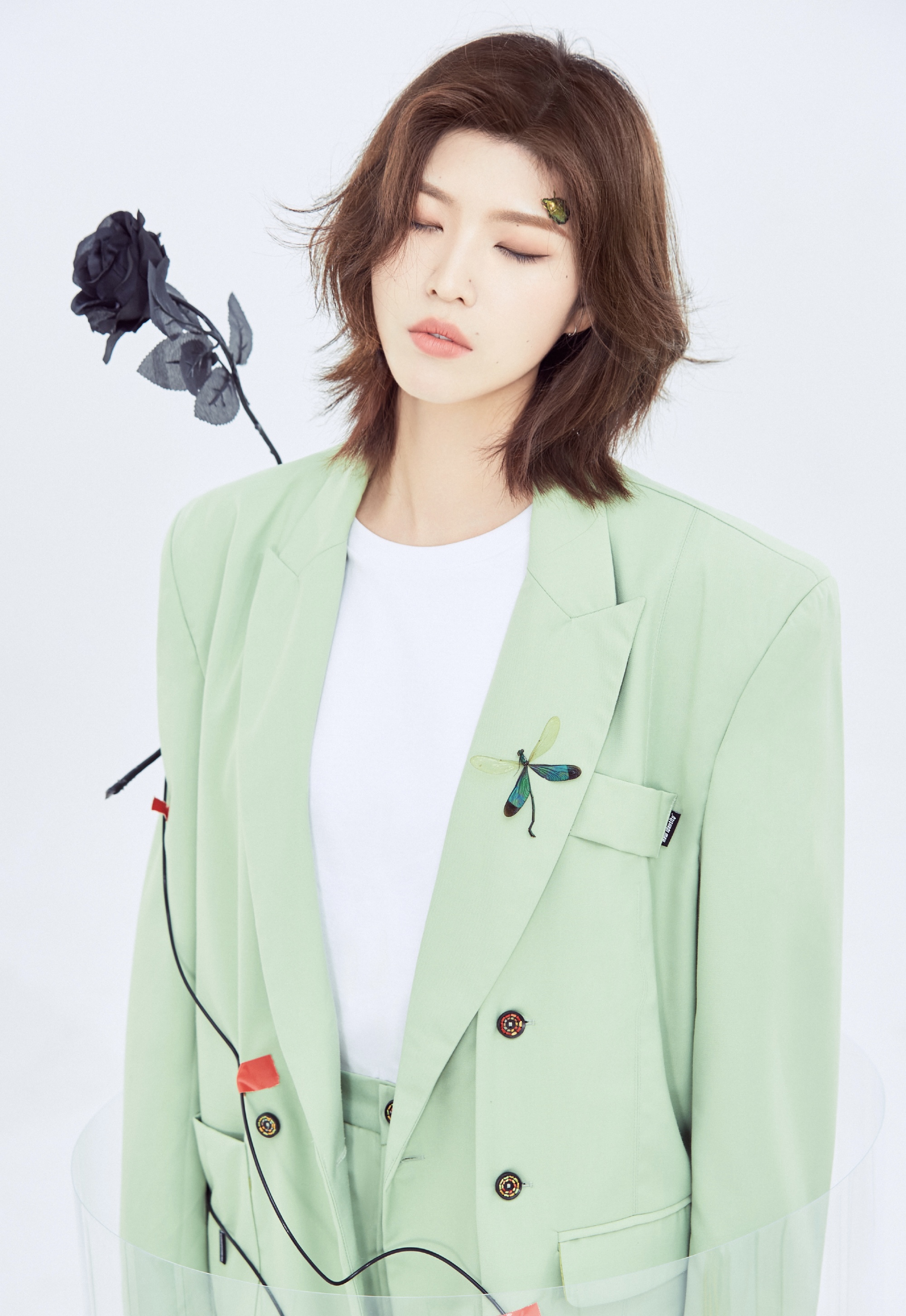 a咔咔,本名李依婕,出生于河北,中国内地说唱女歌