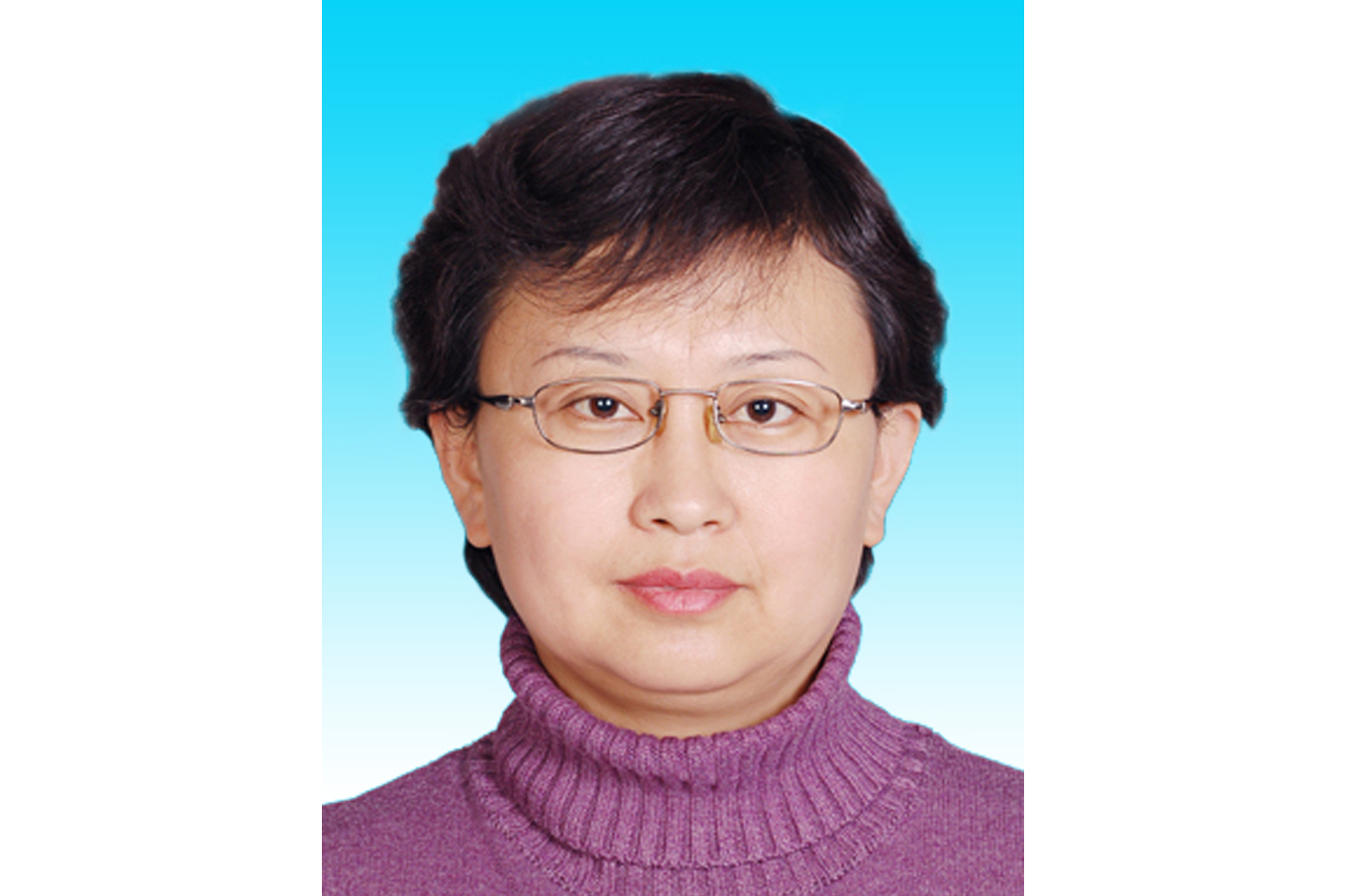  p data-id="2fekxlzaddn">女,汉族,1966年7月出生,河北南宫人,1990年