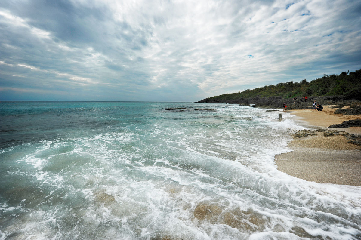  p>白沙湾位于营口市南部 a target="_blank" href="/item/仙人岛新区