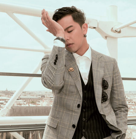  p>《忘了我》是由台湾男歌手 a target="_blank" href="/item/黄鸿升