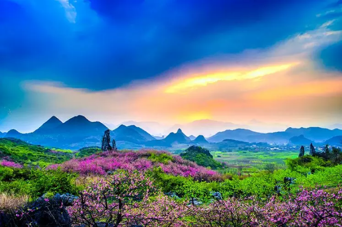  p data-id="gnwv3f4uyj">桃花山旅游风景区位于湖北省石首市东部,与