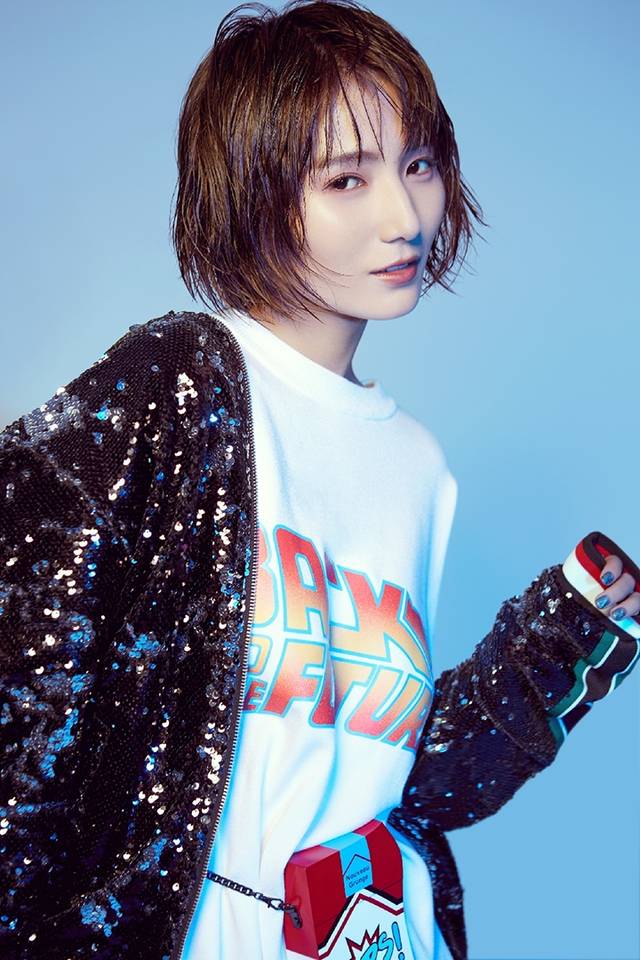  p>张嘉欣,出生于广州,内地歌手.