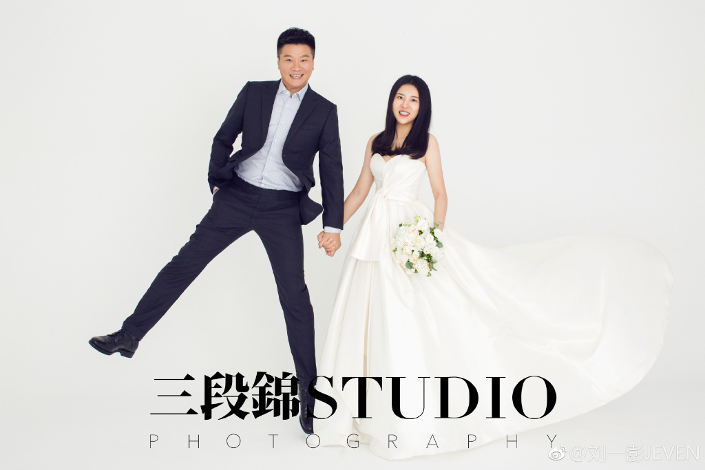  p>李金羽,1977年7月6日出生于辽宁 a target="_blank" href="/item