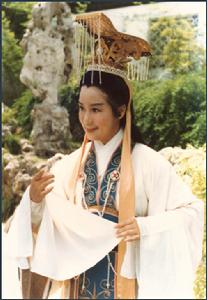  p data-id="go0mfu9skv">竺小招(1951年农历辛卯年生- ),女,越剧小生