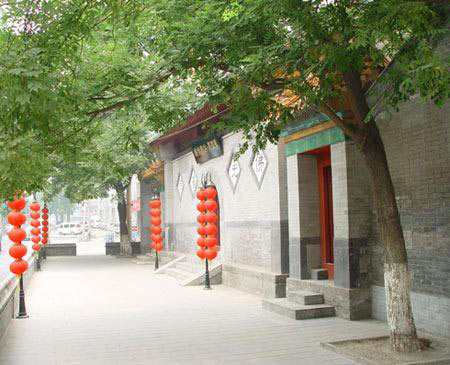  p data-id="gnwzytx3p8">北京三圣庵地处今黑窑厂街,以三圣庵而名.