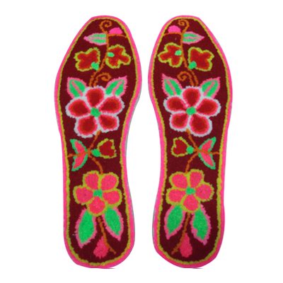  p data-id="gnx6673ozl">割绒纳绣鞋垫属于中国传统手工鞋垫的一种