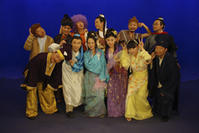 《大马戏》的讲述的是一个历史故事,有钱有势的欧阳公子爱上了大户