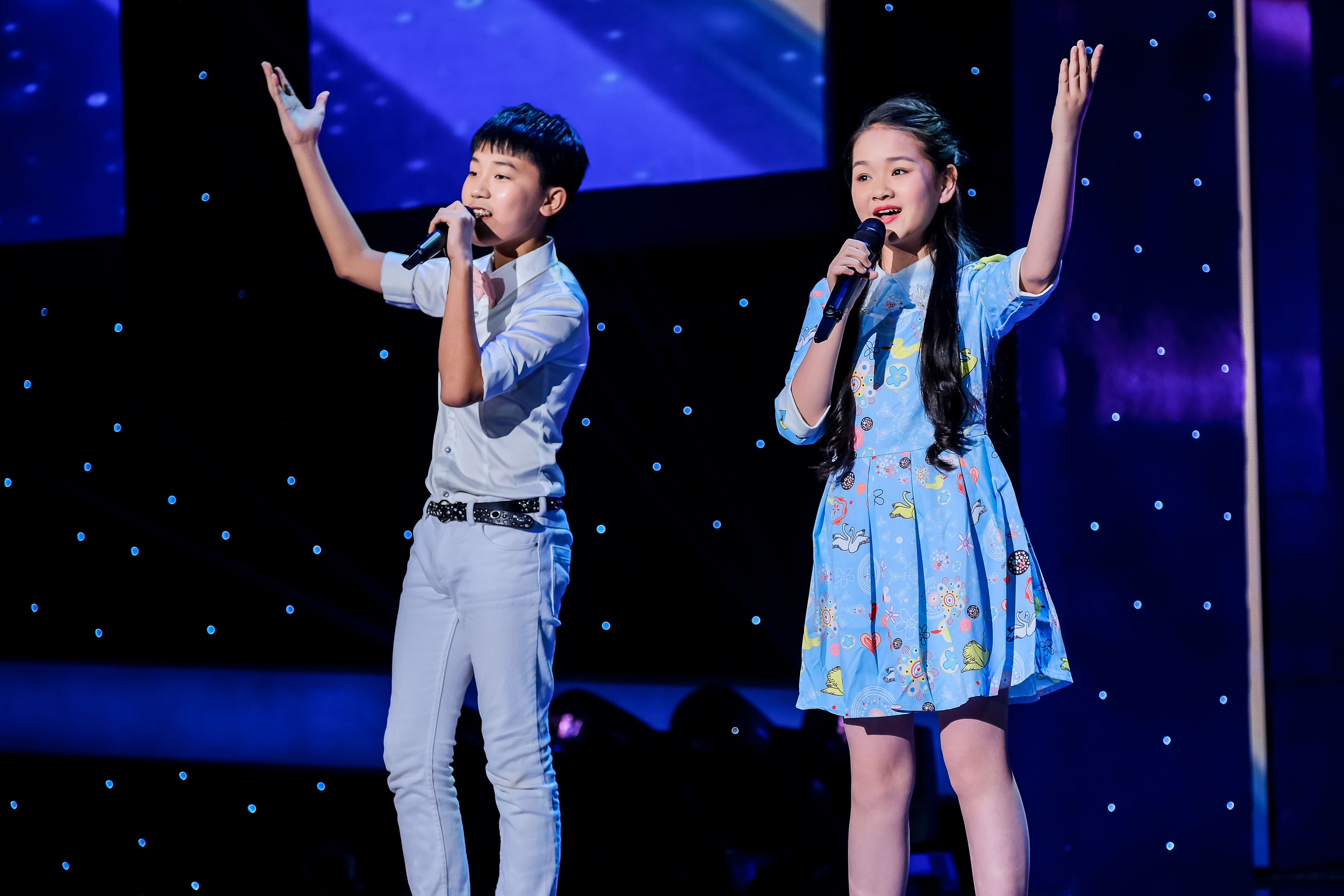 中国内地小童星,代表作品《 a target="_blank" href="/item/真心真情