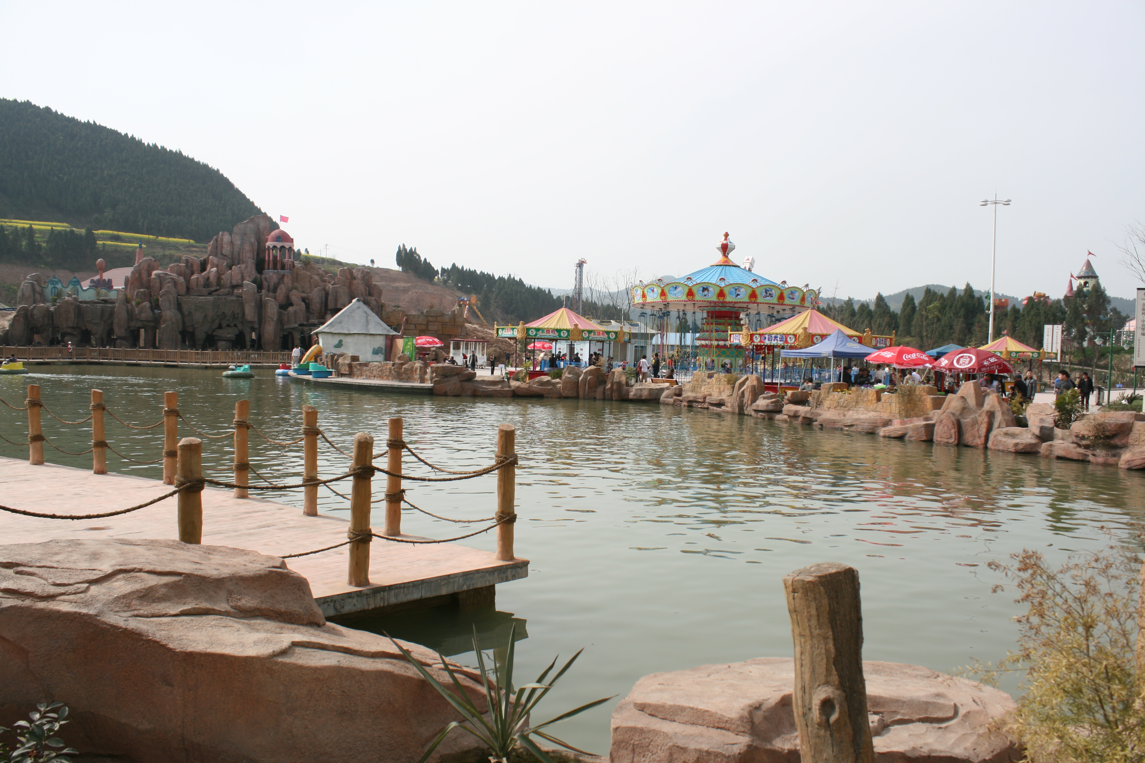 阆中市熊猫乐园