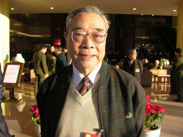 「野草诗社」敬挽‖诗坛泰斗李瑛_百科TA说