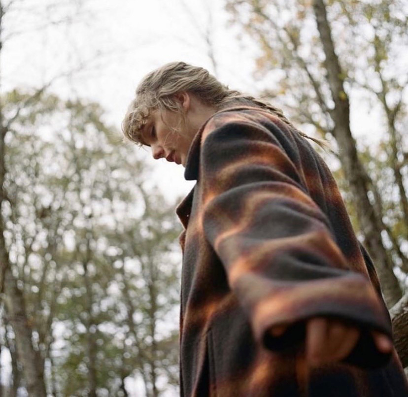  p>《evermore》是美国女歌手 a target="_blank"