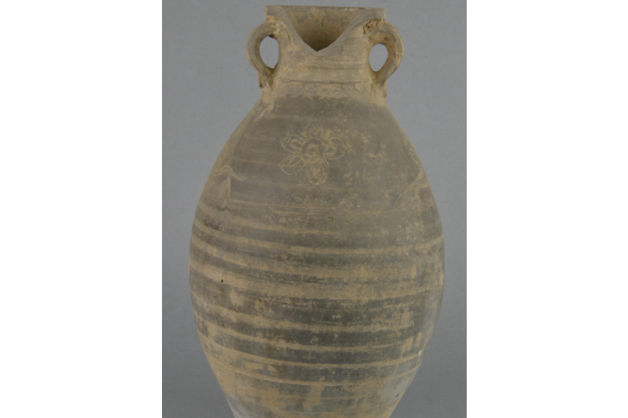 唐刻云头梅花纹双耳灰陶罐