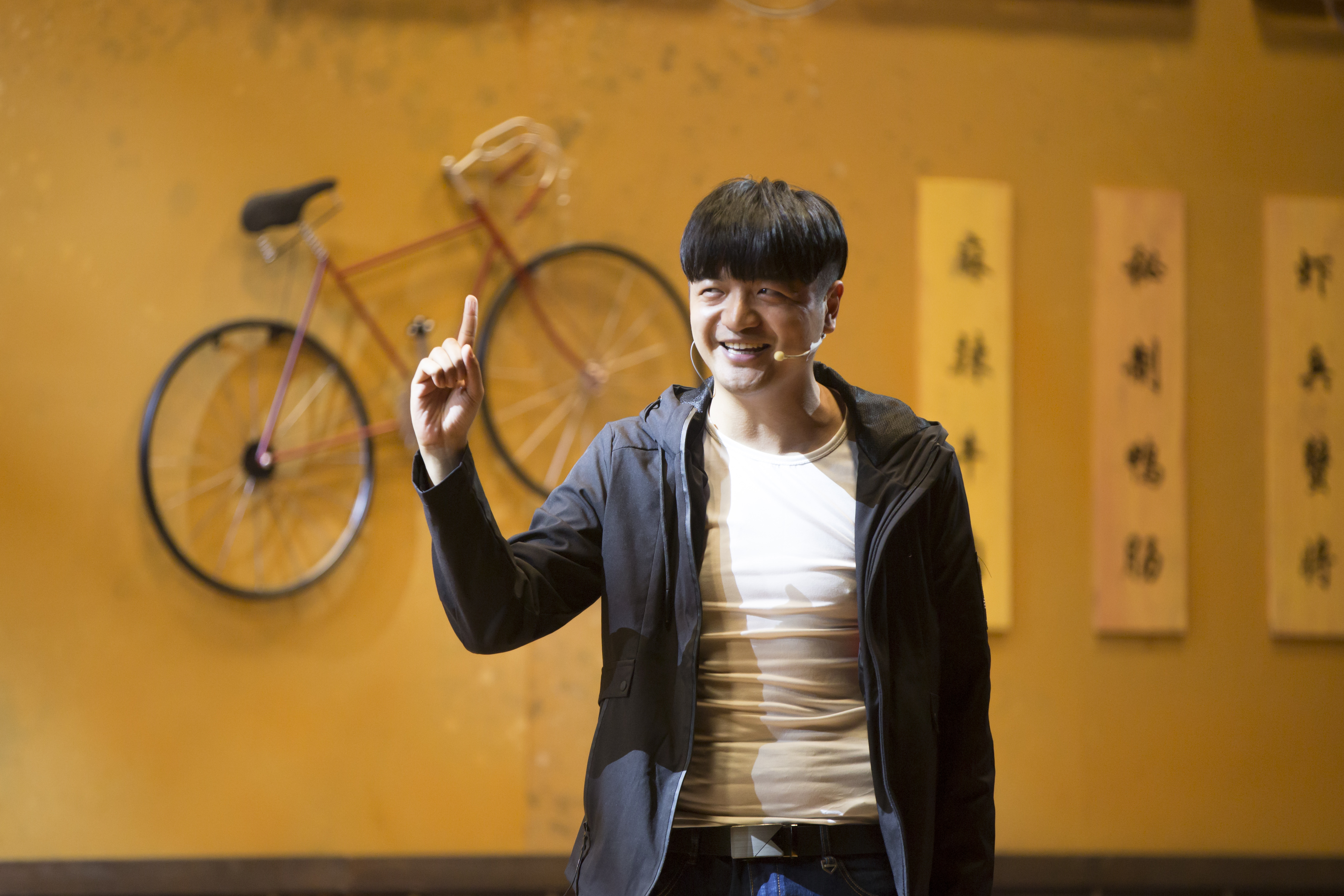 lemmaid="2885623">开心麻花 /a>(深圳)娱乐传媒有限公司签约艺人