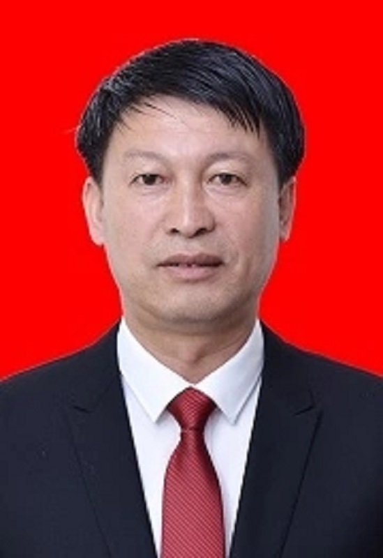  p data-id="sud4wetqwsyj">郝贤颖,男,1963年5月出生,汉族,山西应县