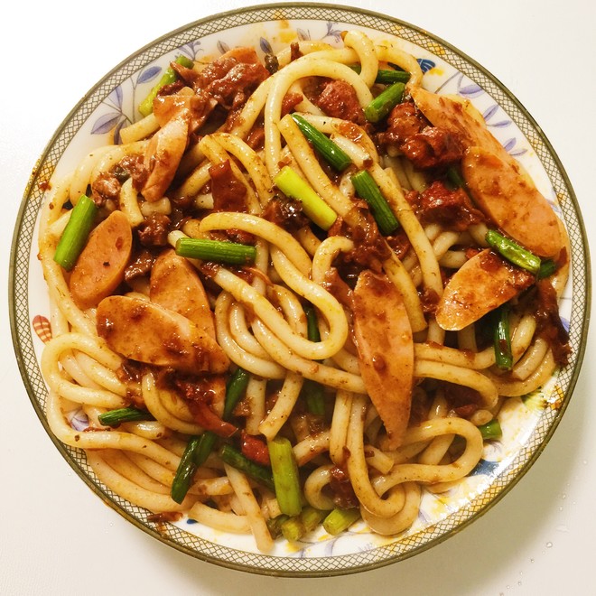 新疆鸡肉拌米粉