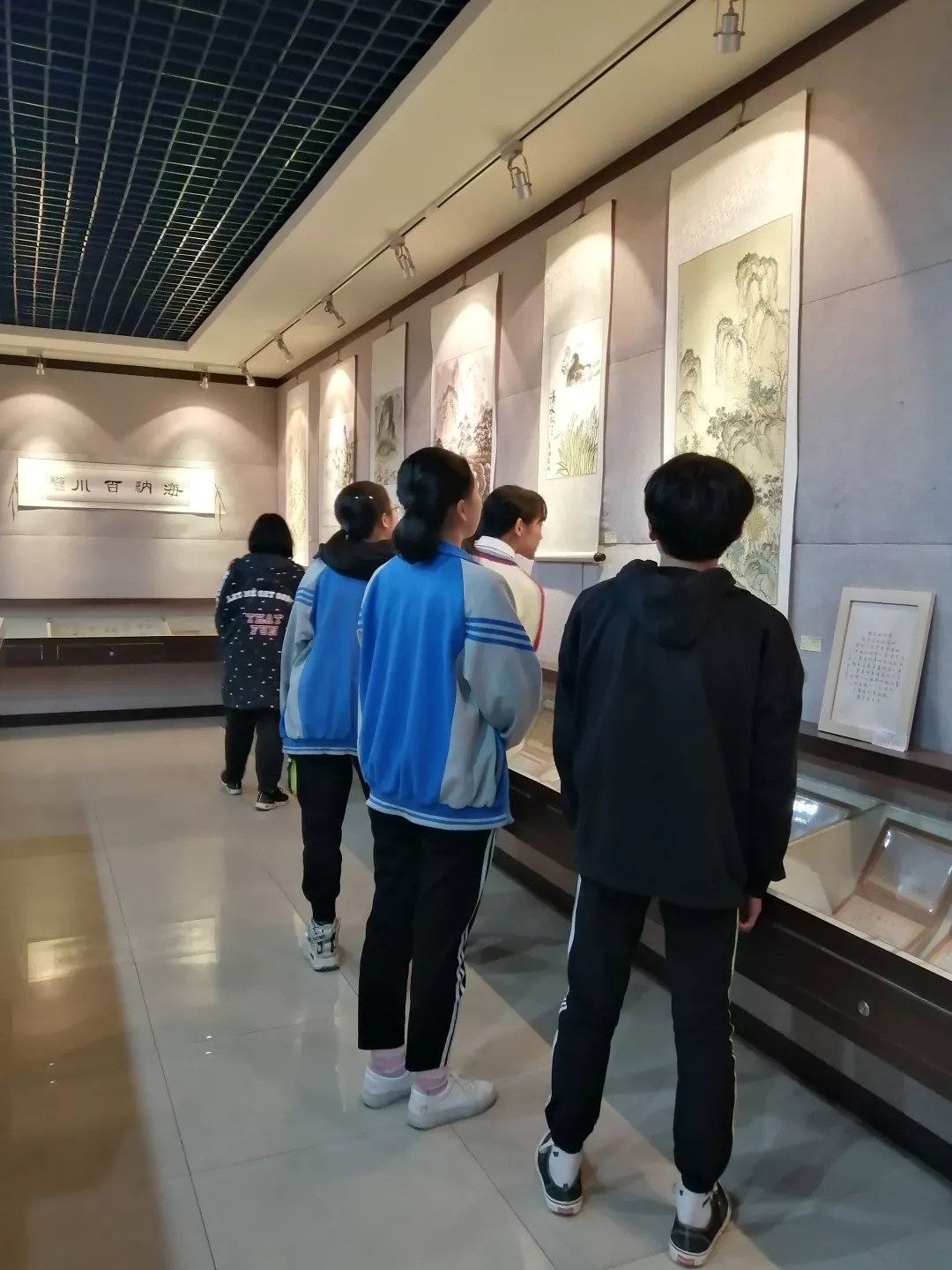 灵川县灵川中学