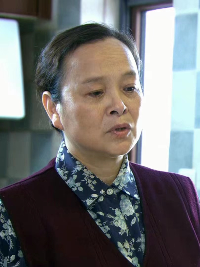  p>余妈,电视剧《 a target="_blank" href="/item/门·第/2417113"