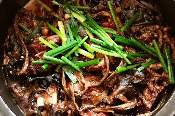 腊排骨炖干豇豆